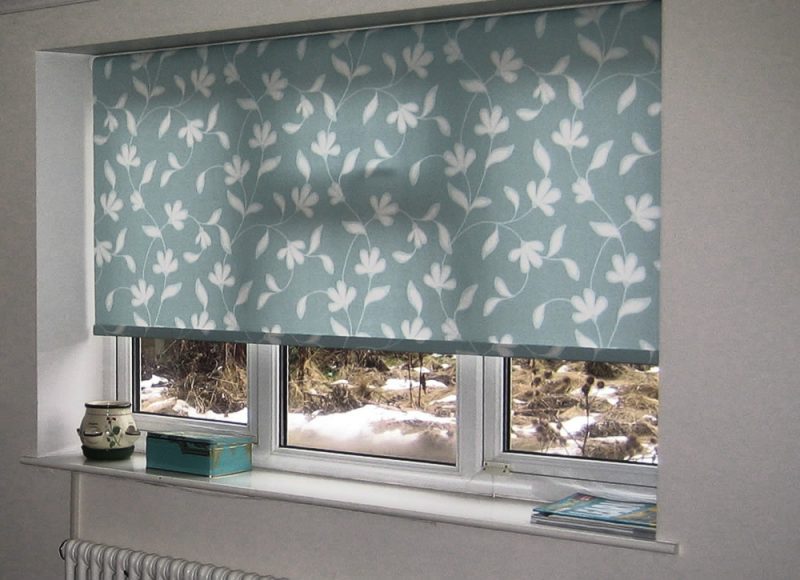 roller blinds and curtains